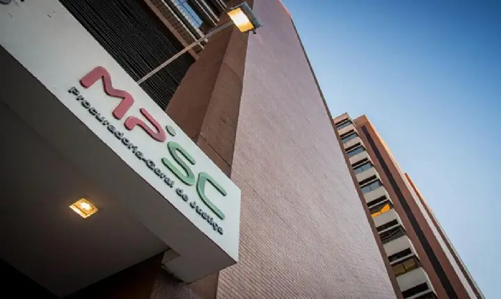 Avô é condenado a mais de 37 anos de prisão por estuprar neta em Itapiranga