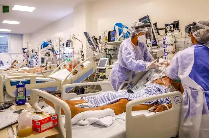 Leitos de UTI adultos: duas regiões de SC tem 100% de ocupação e cinco beiram o limite