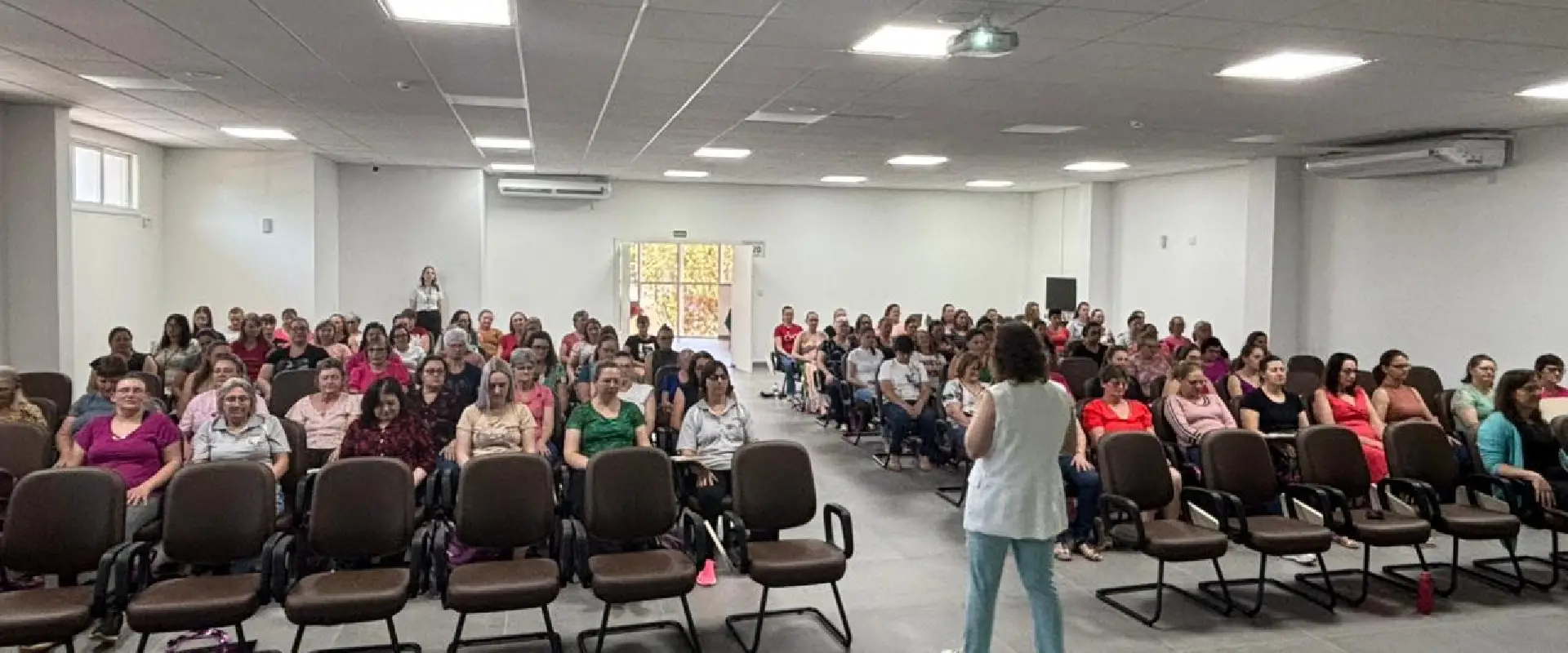 Tunápolis realiza o 1º Encontro da Mulher Rural