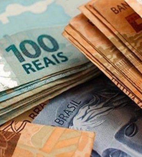 Governo reduz previsão do salário mínimo de 2020 para R$ 1.031.