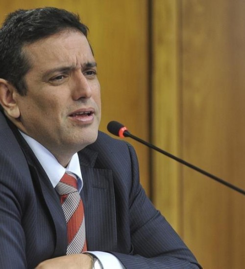 Presidente do INSS pede demissão do governo Bolsonaro.