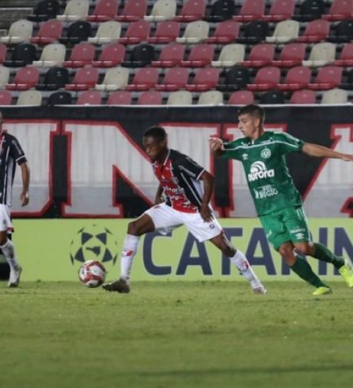 JEC é completamente dominado e perde para a Chapecoense pelo Campeonato Catarinense.