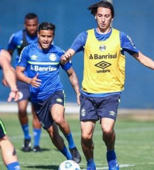 Grêmio terá Cortez e Geromel entre os titulares contra o Palmeiras.