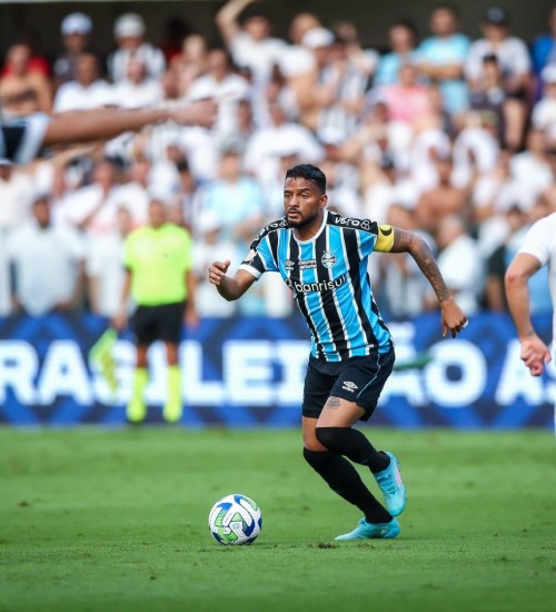 Grêmio terá três desfalques para enfrentar o Cruzeiro.