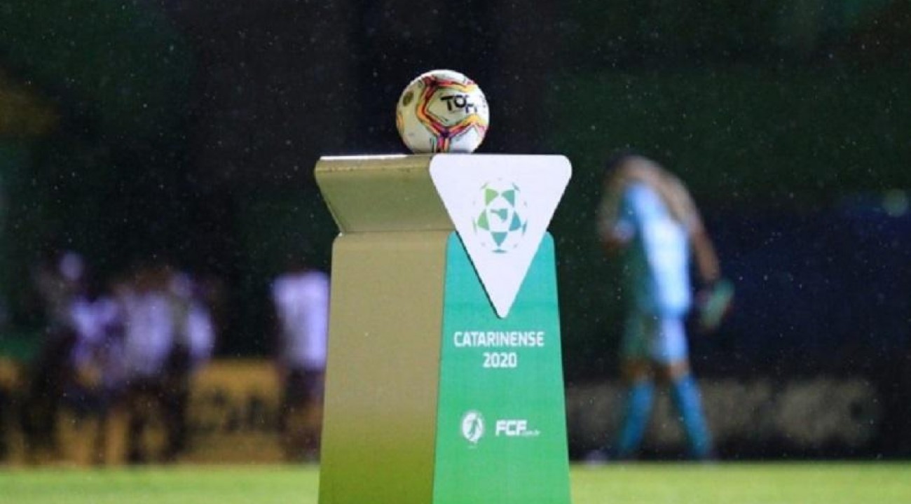 Federação Catarinense de Futebol suspende estadual em razão do coronavírus.