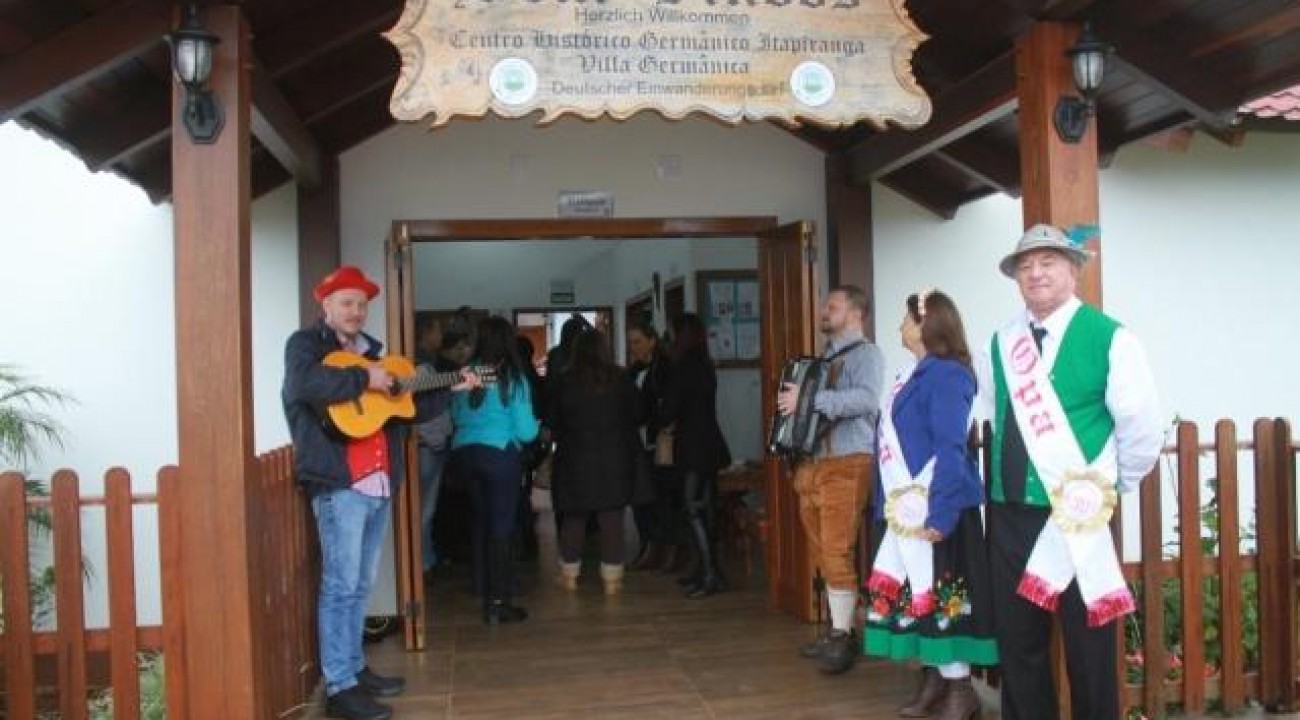 Itapiranga sedia reuniões dos Colegiado de Turismo e de Educação da Ameosc.