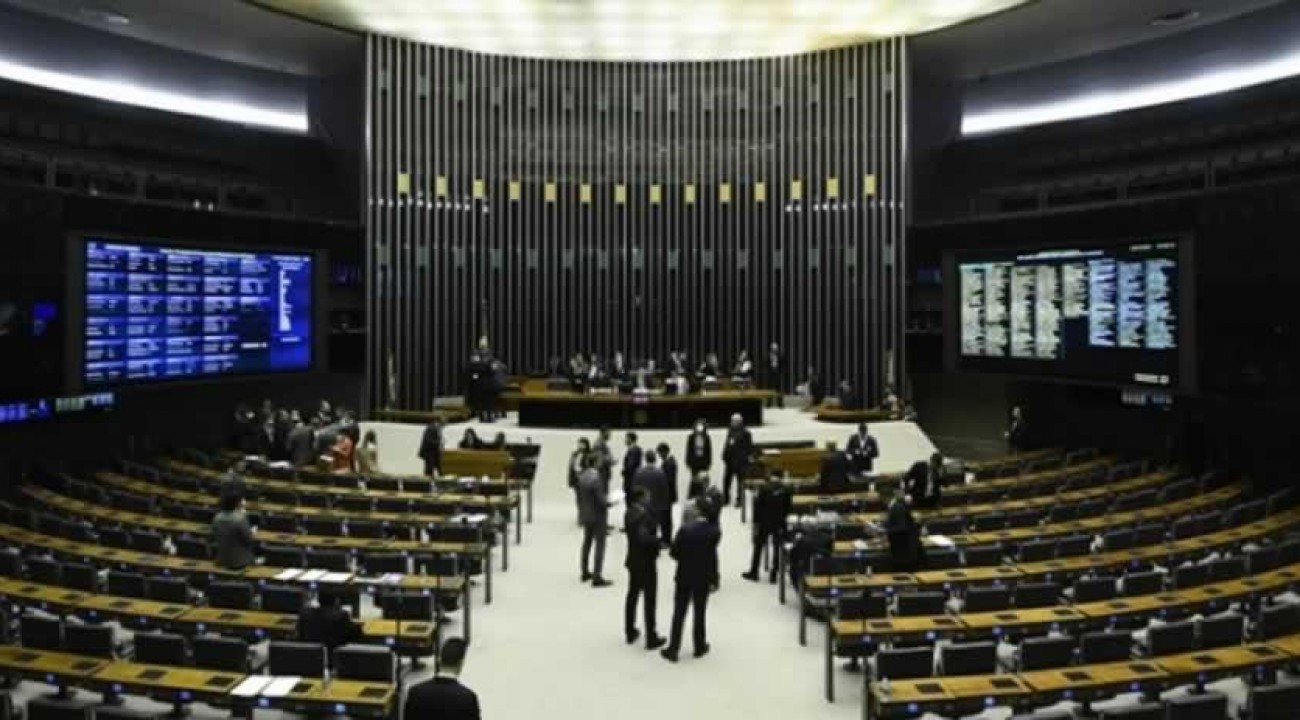 Projetos na Câmara e no Senado tentam reverter ‘revogaço’ de Lula sobre armas