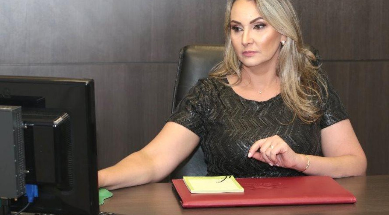Daniela Reinehr assume o governo de Santa Catarina