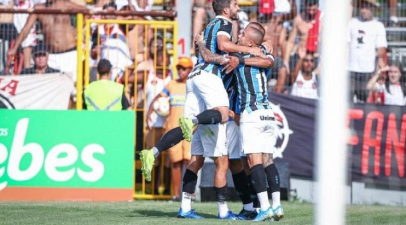 Grêmio faz 1 a 0 no Brasil-Pel e vence a primeira partida no Gauchão.