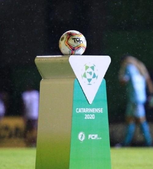 Federação Catarinense de Futebol suspende estadual em razão do coronavírus.