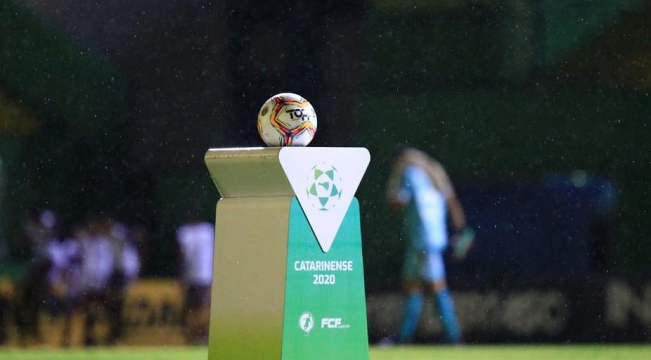 Em novo decreto, Governo nega retomada do Campeonato Catarinense antes de 5 de julho.