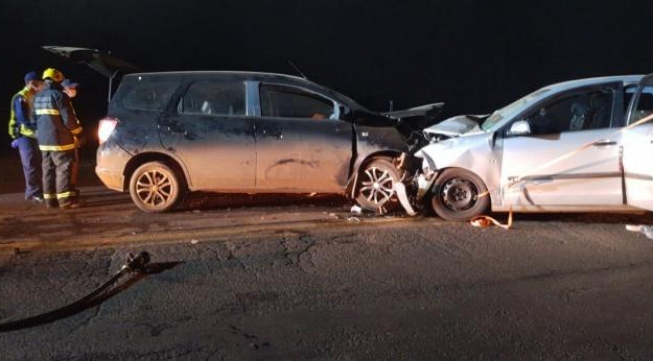 Um grave acidente de trânsito foi registrado na noite deste domingo (21), na BR-282, em Pinhalzinho.