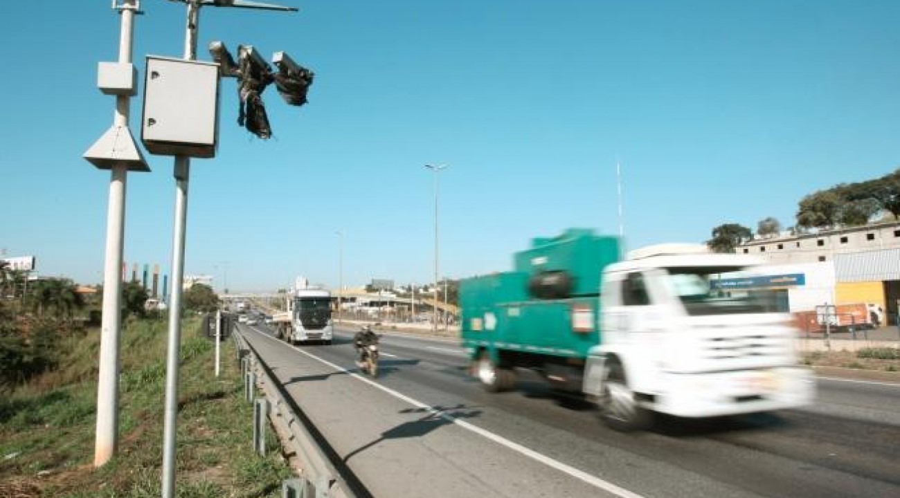 Santa Catarina terá 161 novos radares fixos nas rodovias federais.