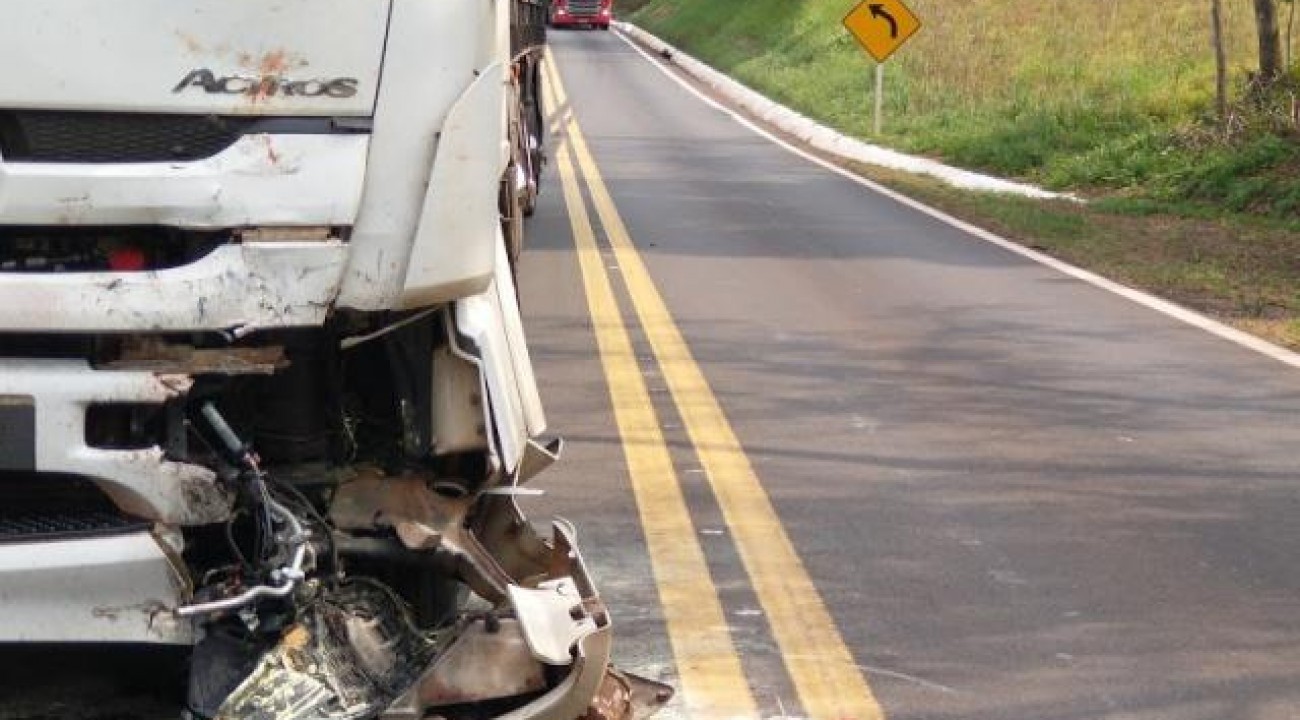 Caminhão de Descanso se envolve em acidente com morte no Paraná