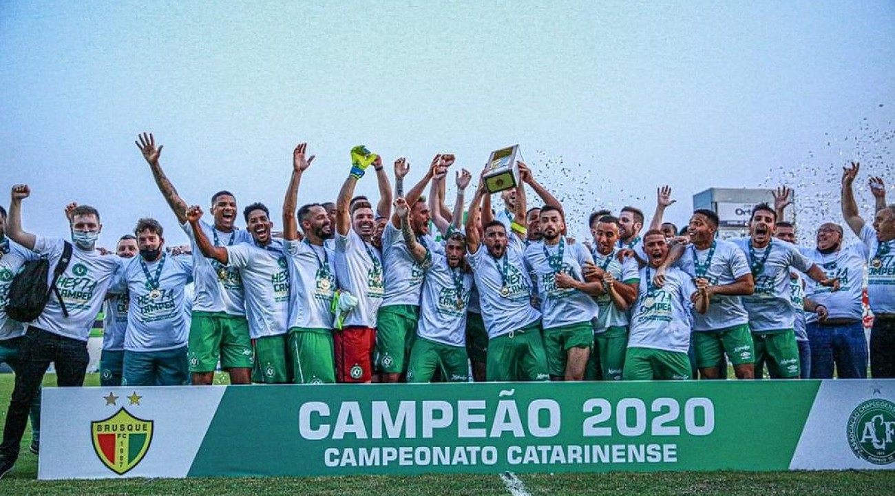 Chapecoense vence Brusque e conquista 7º título do Catarinense