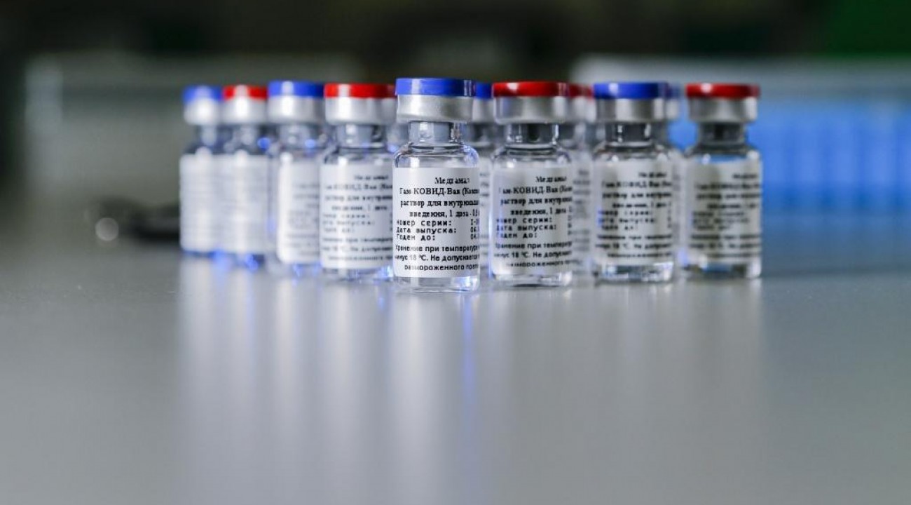 Resultados das fases 1 e 2 da vacina russa mostram que 100% dos voluntários desenvolveram anticorpos