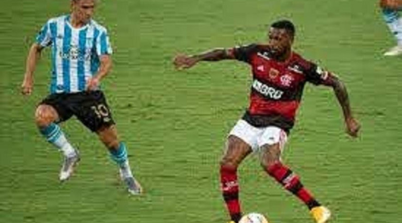 Nos pênaltis, Flamengo perde para o Racing e está eliminado da Libertadores.