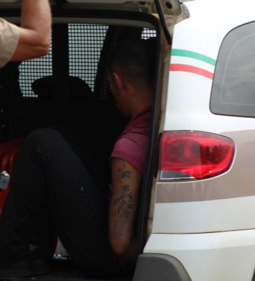 Autores de roubo no Paraná são presos pela PM em Guaraciaba.