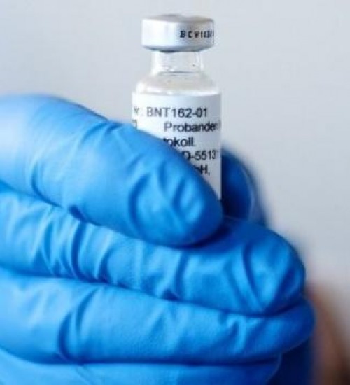 Vacina da Pfizer é a primeira a ter uso emergencial aprovado pela OMS.