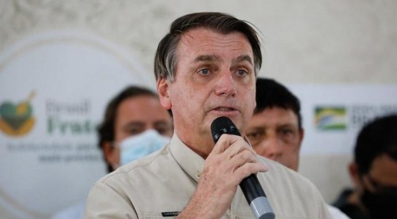 Bolsonaro autoriza redução de jornada e salários e flexibilização trabalhista.