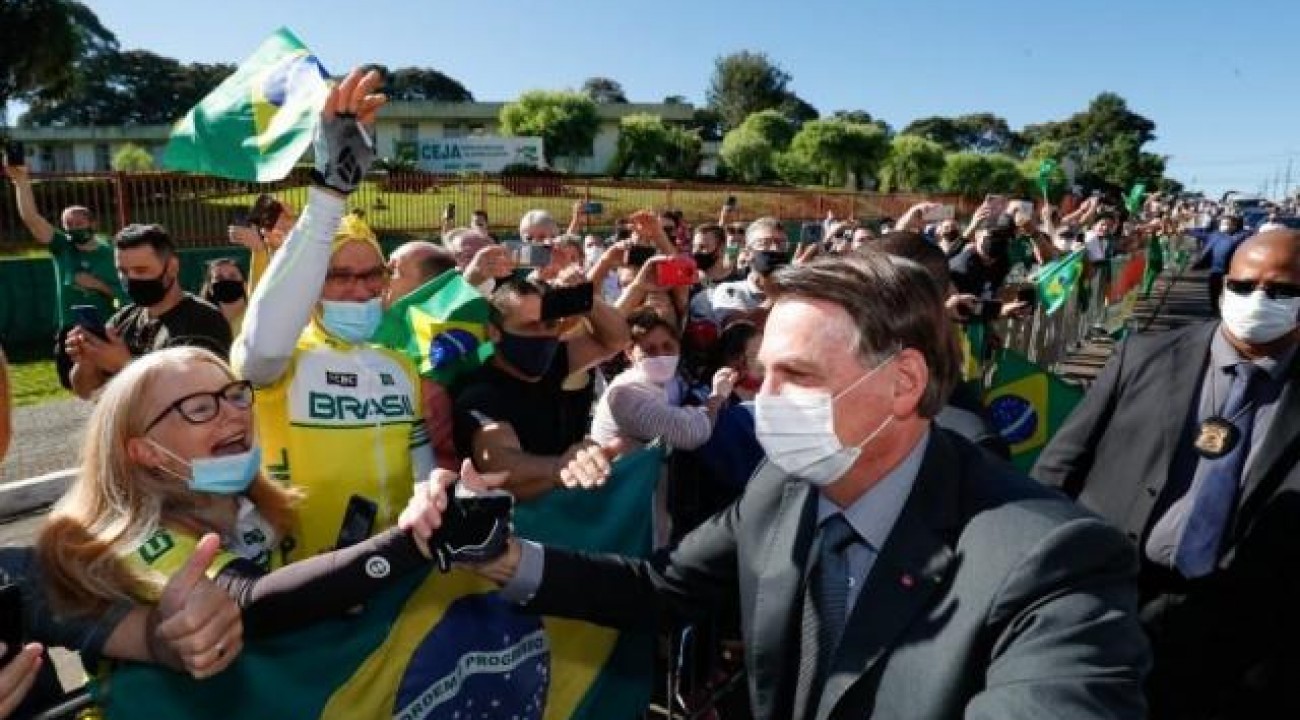 ‘Não vai ter lockdown nacional’, afirma Bolsonaro em Chapecó.
