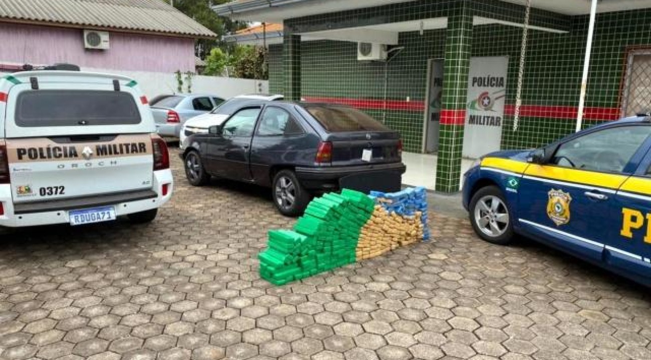 Ação conjunta da PRF e PM apreende 167 quilos de maconha em Pinhalzinho.