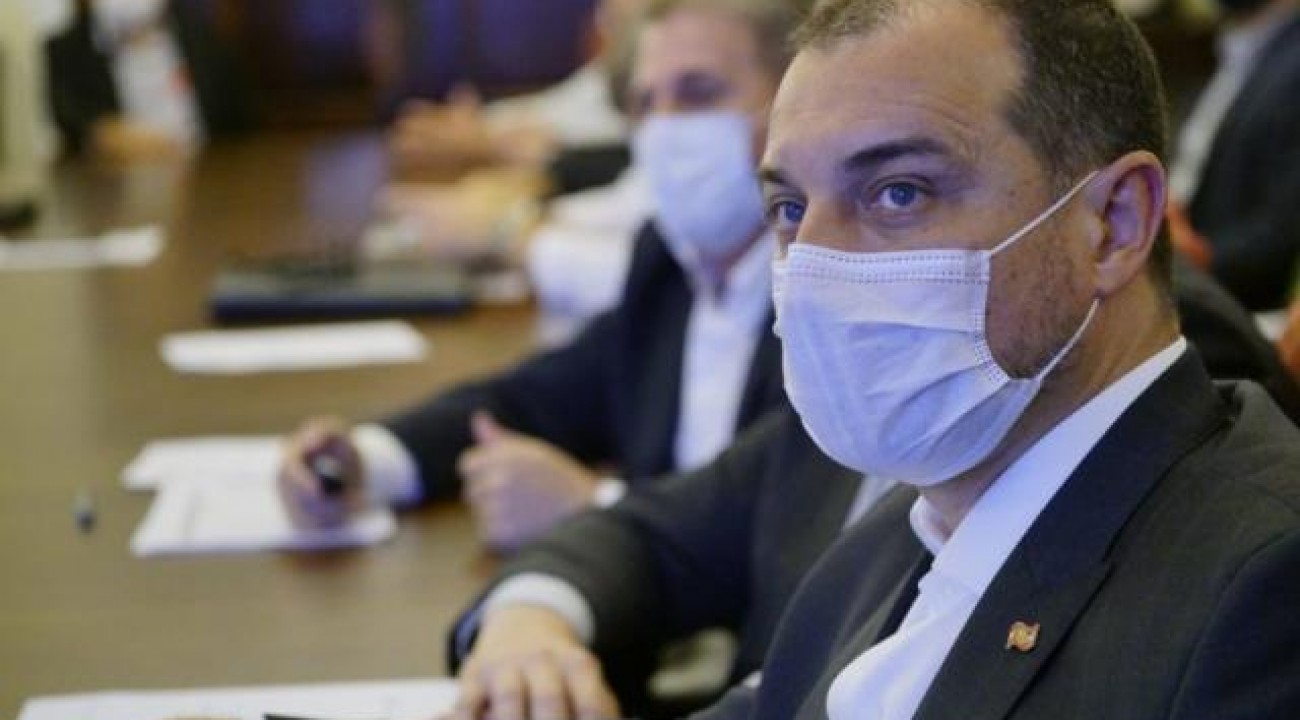 Governador Carlos Moisés poderá ser convocado pela CPI da Pandemia no Senado.