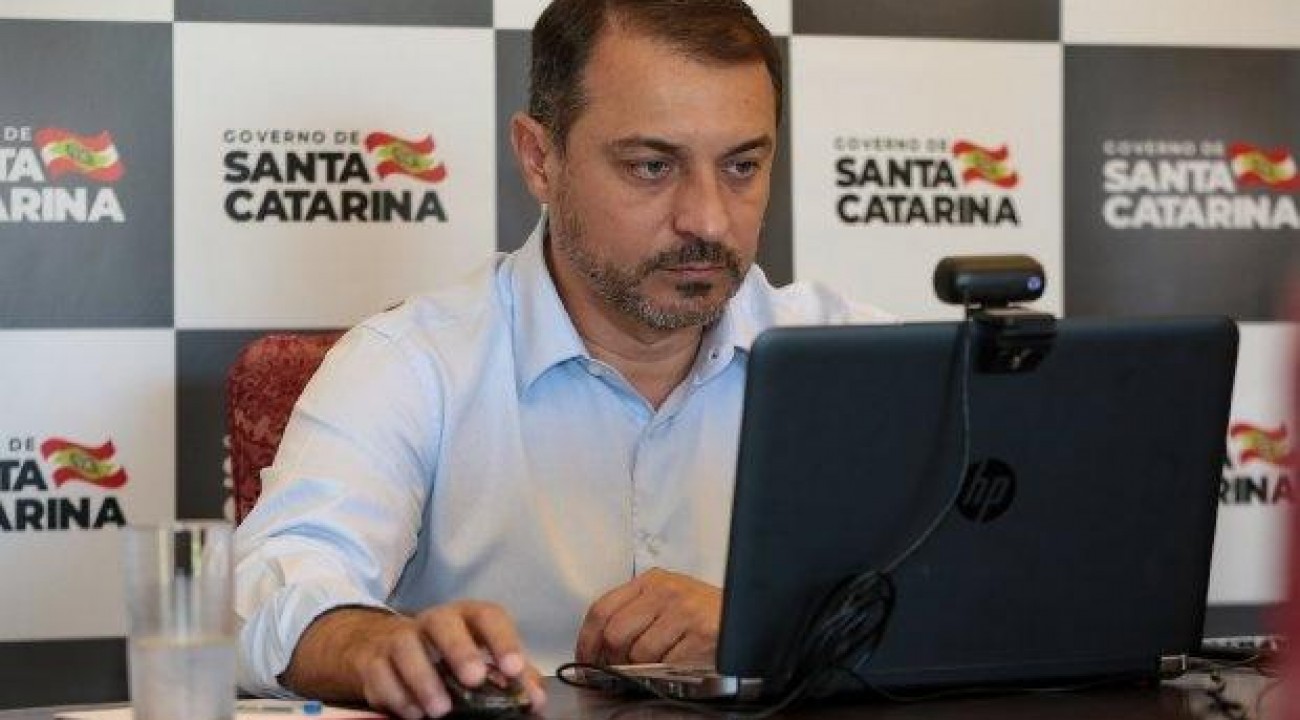 Governador de Santa Catarina cumpre agenda no Oeste nesta sexta-feira.