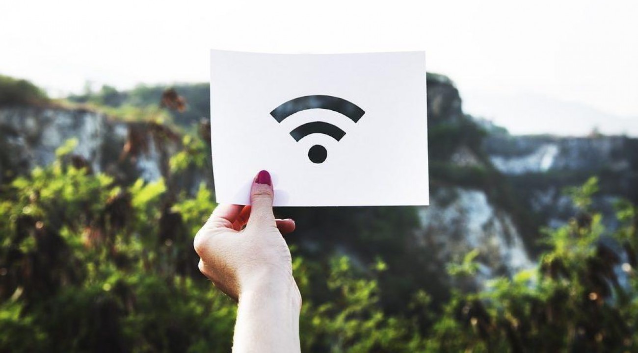 Santa Catarina dá início a projeto para levar internet de fibra ótica ao meio rural.