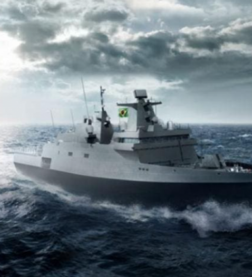 Construção de navios da Marinha em SC desperta interesse no exterior.
