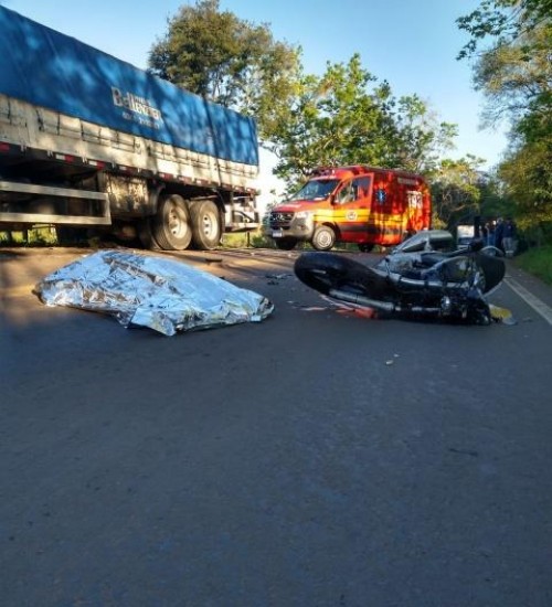 Condutor de motocicleta morre em acidente na SC 283, trecho Mondaí/Riqueza.