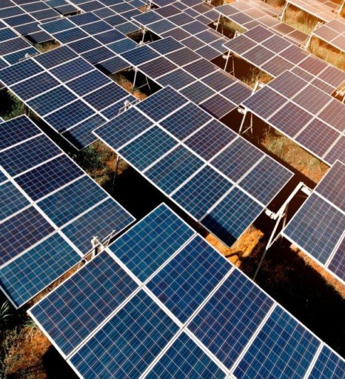 Energia solar: Bolsonaro sanciona lei com descontos até 2045.