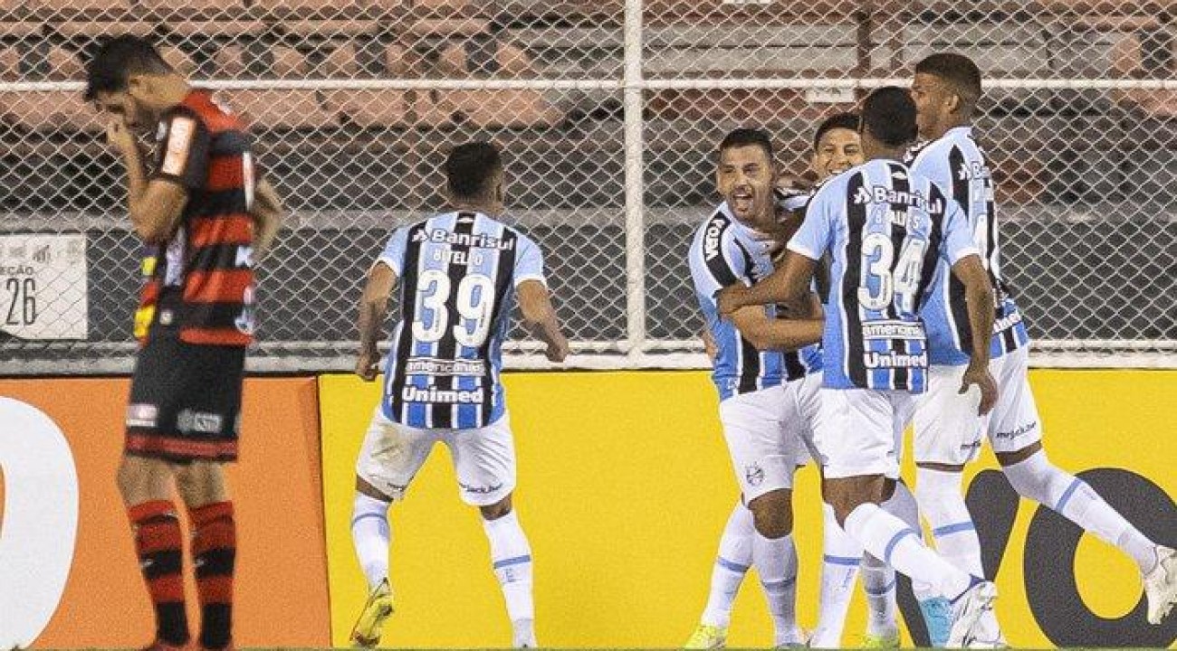 Grêmio leva gol no fim, empata com o Ituano e fica fora do G-4 da Série B.