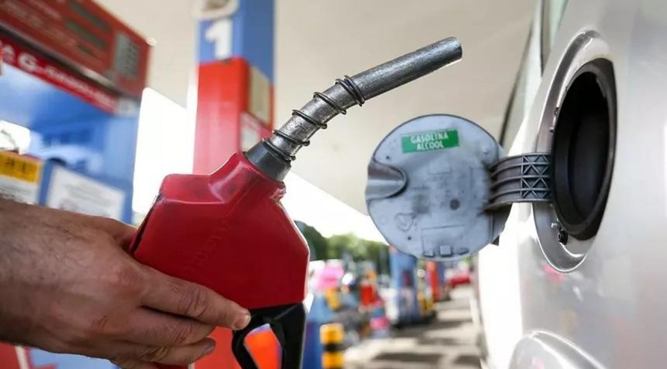 Preço médio da gasolina fica estável em SC; veja valor do litro no Estado e no país.