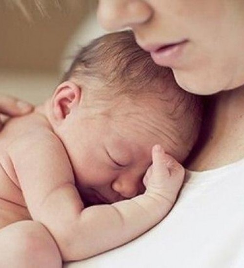 STF decide até sexta sobre novas regras da licença-maternidade.