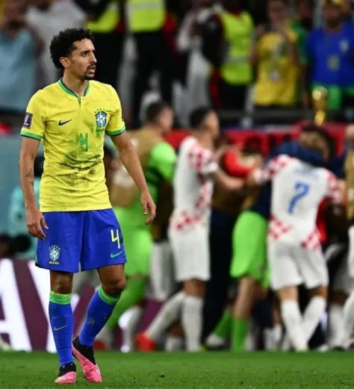 Brasil perde para a Croácia nos pênaltis e está eliminado da Copa do Mundo.