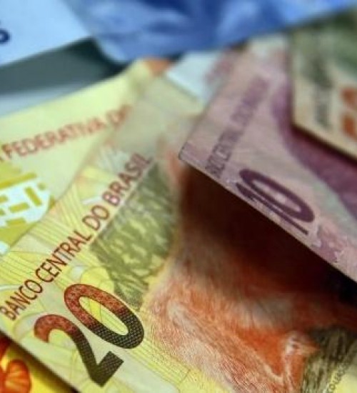 Segunda parcela do 13º salário vai injetar R$ 112,9 bilhões na economia.