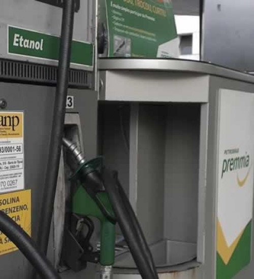 Postos de combustíveis de SC aumentam preços mesmo após congelamento de impostos; entenda