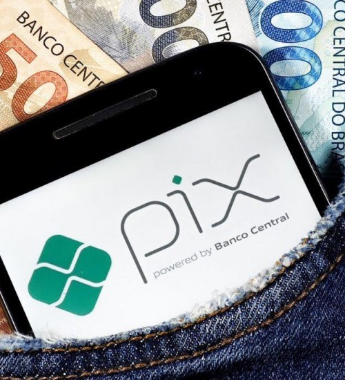 Pix bate recorde e supera 120 milhões de transações em um dia.
