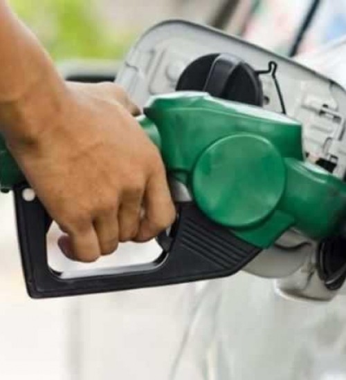 Proposta de reforma tributária vai aumentar preços dos combustíveis, estima associação.