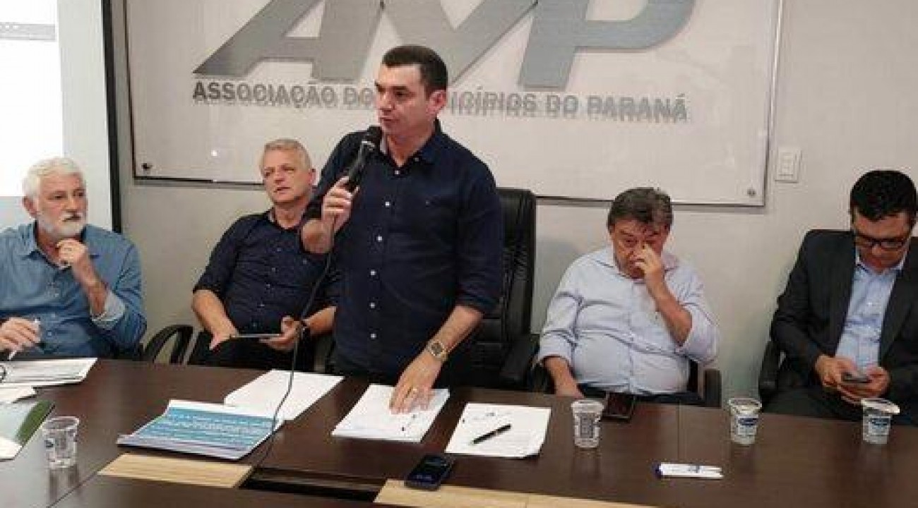 FPM: protesto de municípios contra redução de repasses ganha força pelo Brasil.