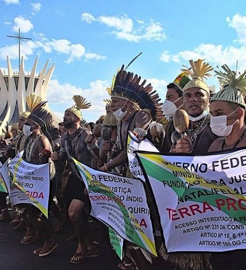 População indígena quase dobra em 12 anos no Brasil e chega a 1,6 milhão, diz IBGE.