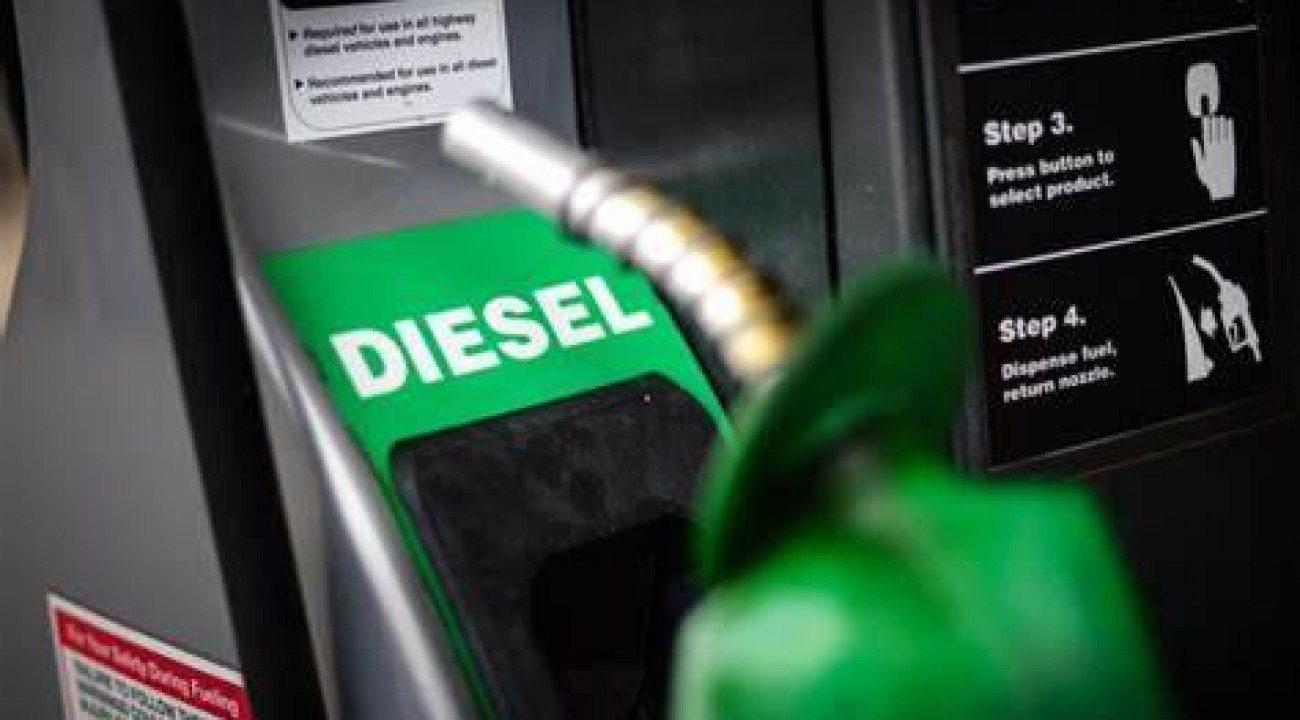 Preço do diesel deve subir em setembro com volta de impostos federais.