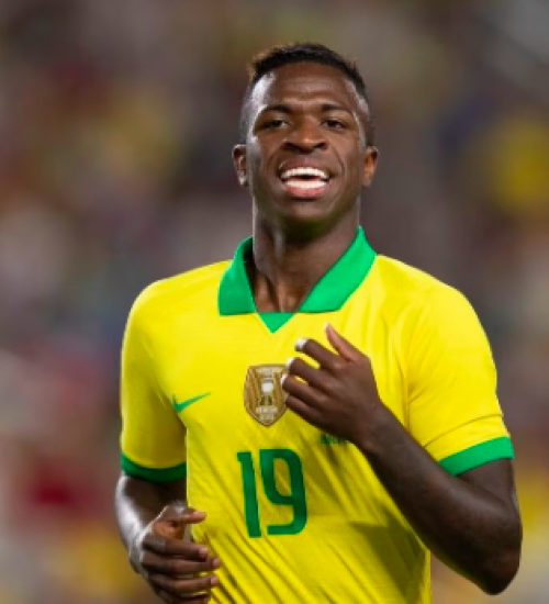 Vinicius Junior é cortado da Seleção Brasileira e Diniz já chama substituto.