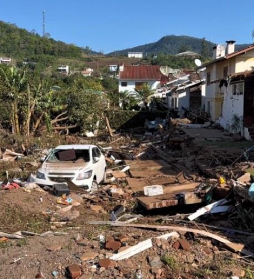 Tragédia causada pelas chuvas no Sul afeta 83 municípios.