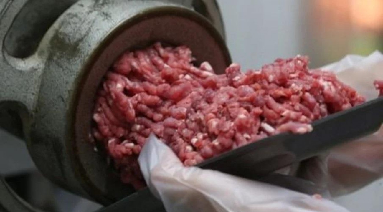 Produção de carne brasileira pode atingir 30,8 milhões de t na safra 2023/24.