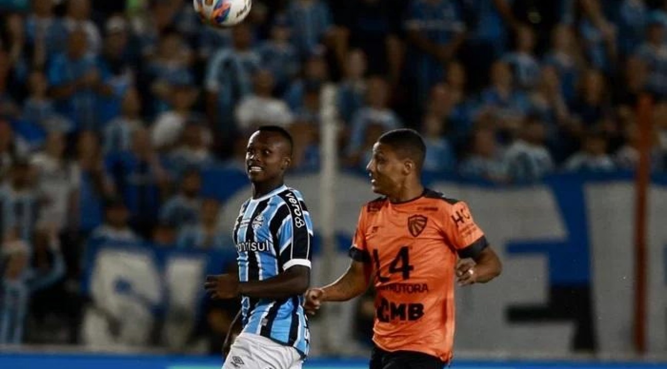 Grêmio perde para o São Luiz e deixa escapar o título da Recopa Gaúcha.