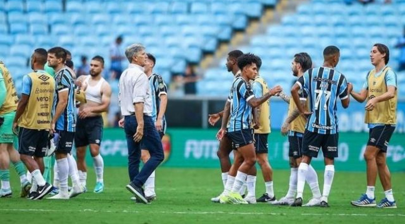 Grêmio pode ter novo esquema e estreia de reforço no Gre-Nal.