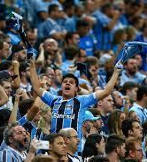 Torcedores do Grêmio esgotam ingressos para o Gre-Nal.