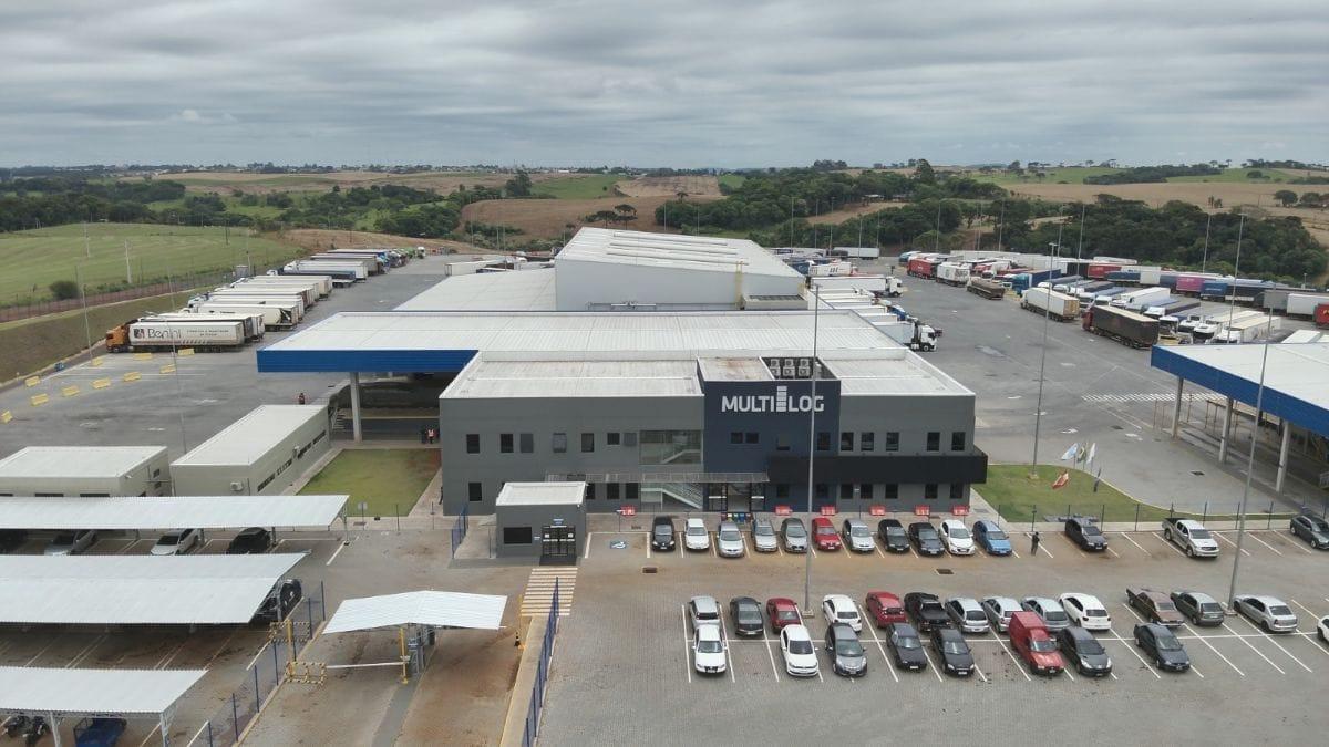 Porto seco entre Santa Catarina e Argentina tem movimento recorde de caminhões